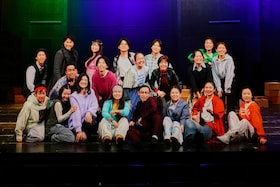 コクーン アクターズ スタジオ第2期生が挑んだ「アンサンブルデイズ―彼らにも名前はある―」公演レポート　杉田未央・行定勲・堀越涼が振り返る「アンサンブルデイズ」