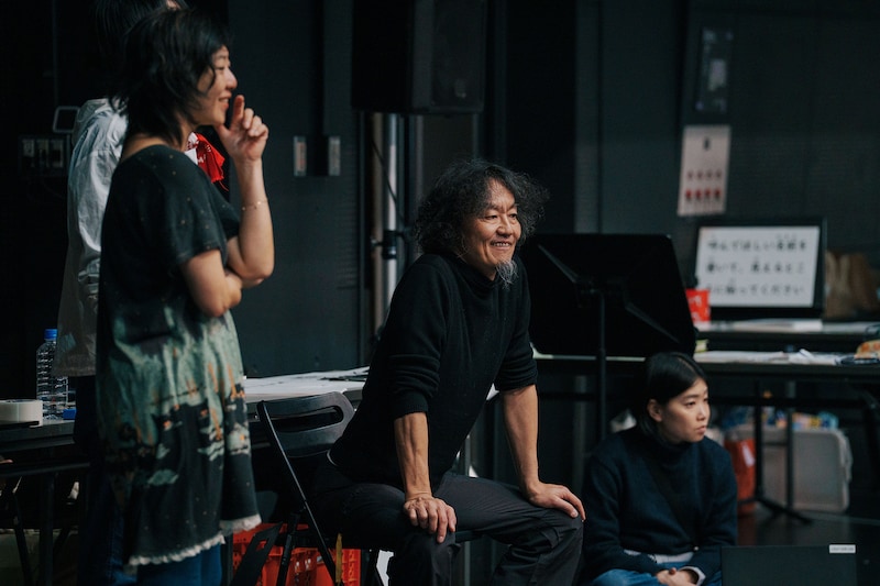 左から島崎麻美、近藤良平。