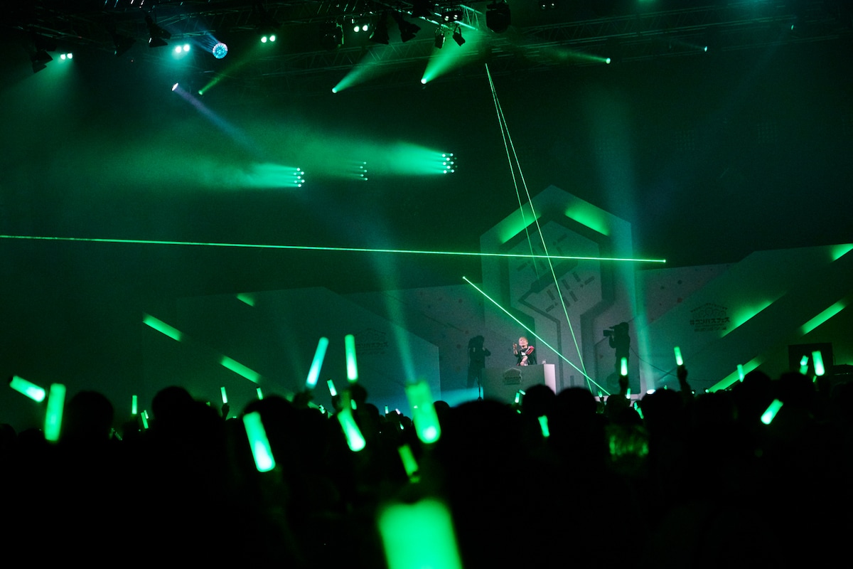 2021年12月に愛知県国際展示場で行われたイベント「#コンパスフェス 5th ANNIVERSARY」の様子。