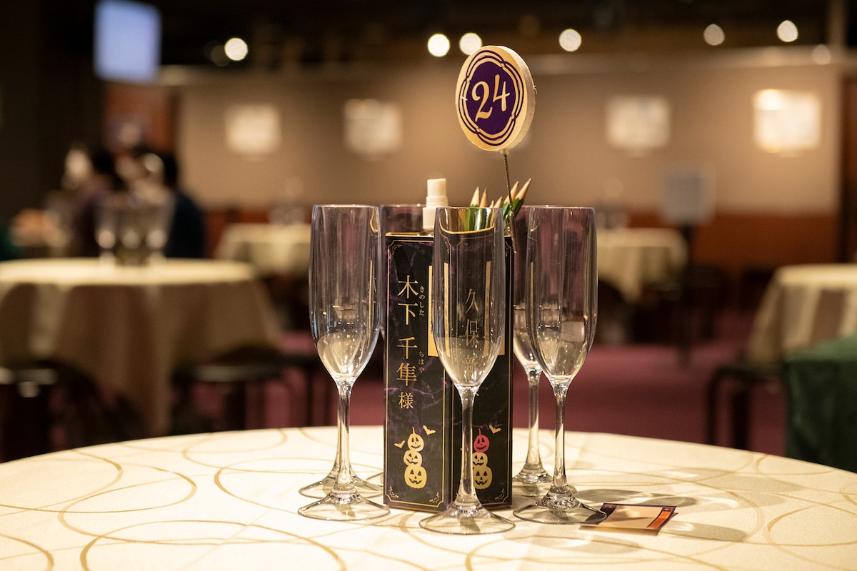 リアル脱出ゲーム×名探偵コナン「追憶のハロウィンからの脱出」の会場の様子。