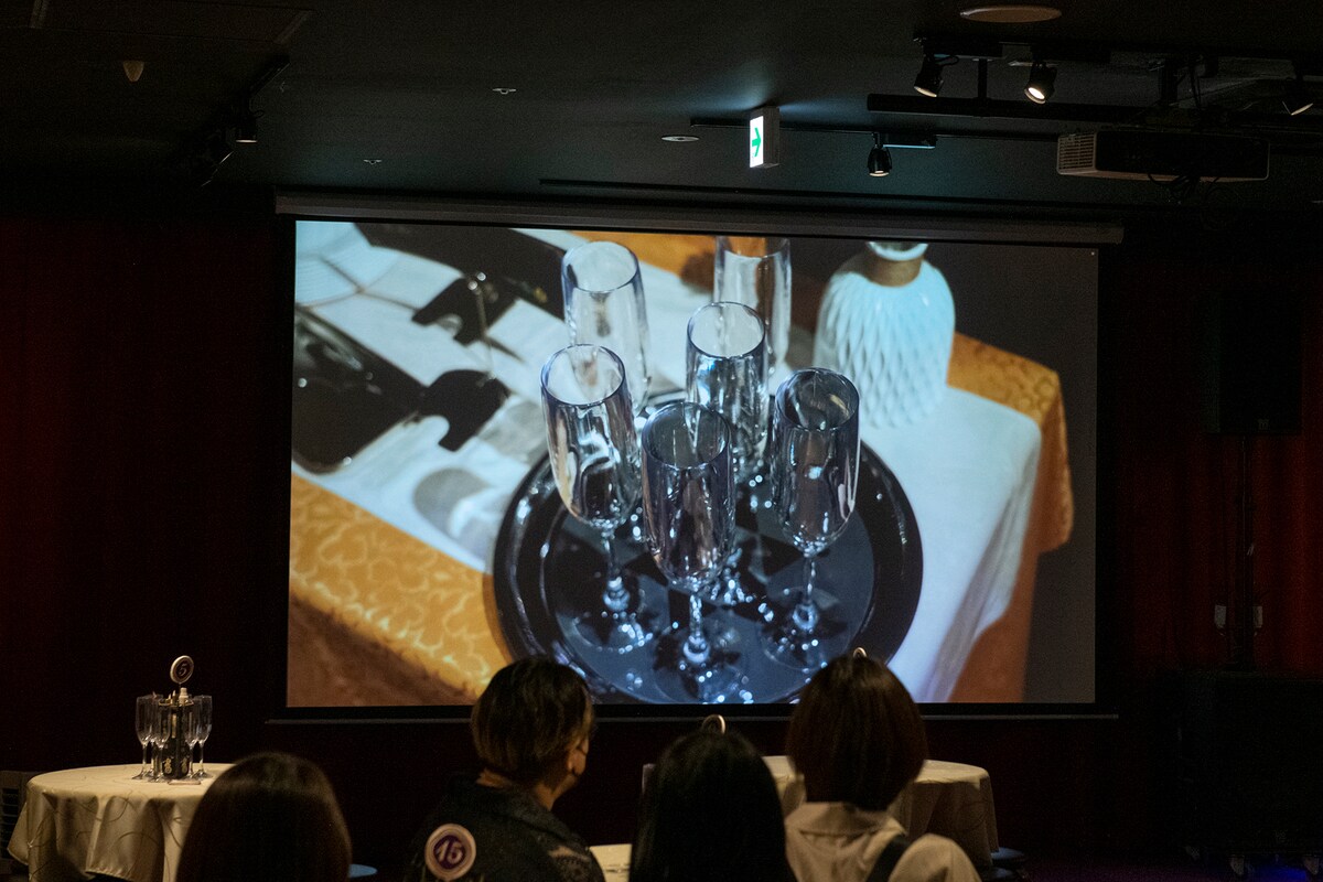 リアル脱出ゲーム×名探偵コナン「追憶のハロウィンからの脱出」の会場の様子。