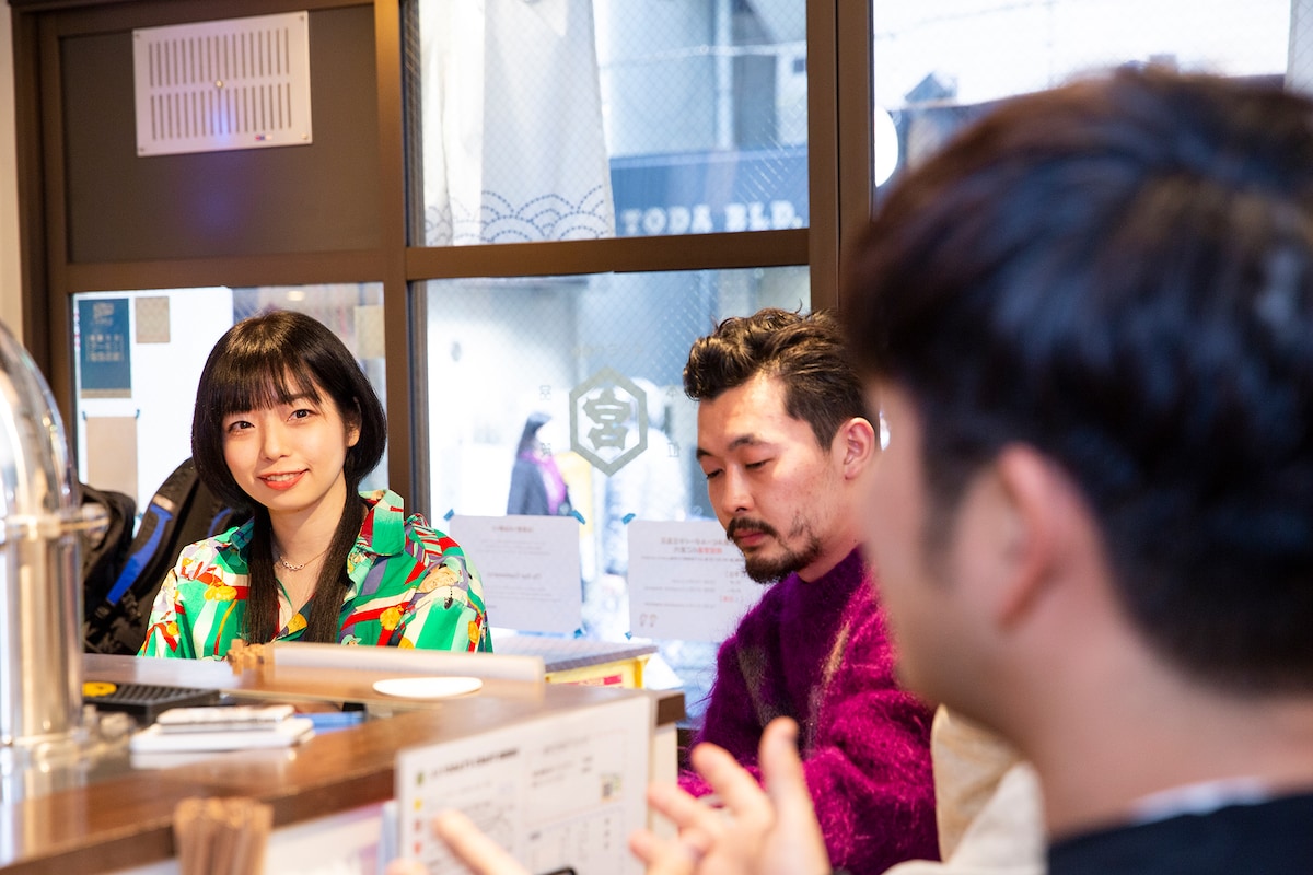 左からぷにぷに電機、櫻木大悟（D.A.N.）。