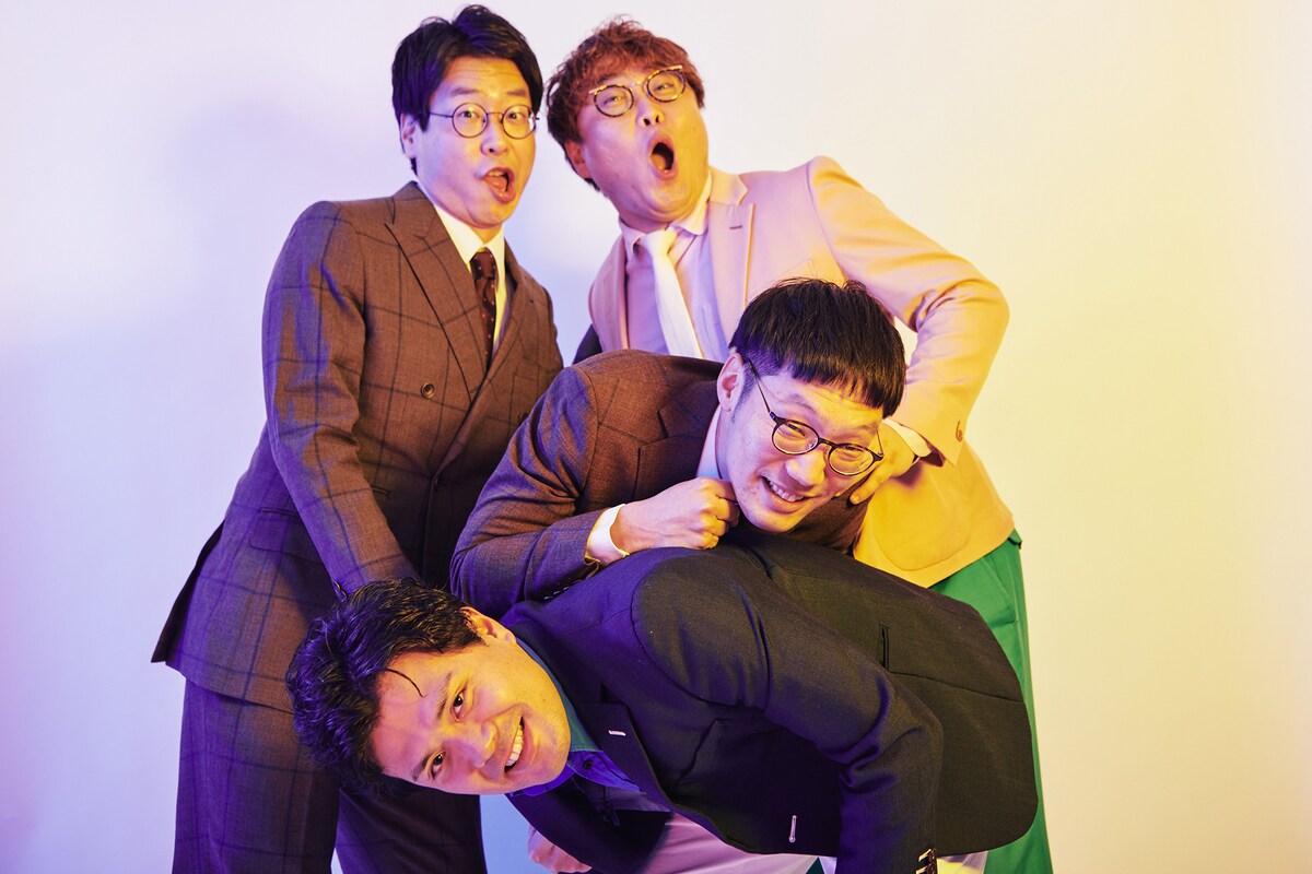 男性ブランコとマユリカ。