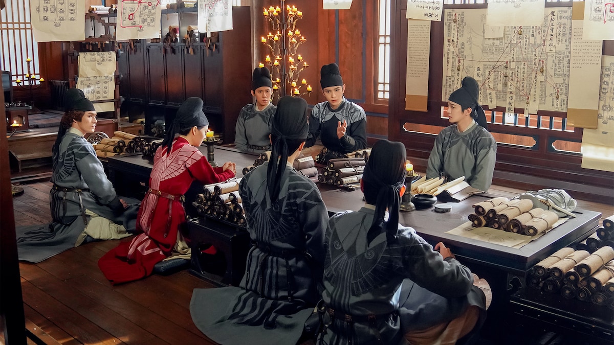 明鏡堂の仲間たちはそれぞれの強みを生かし、いつしか唯一無二の最強チームへと生まれ変わっていく