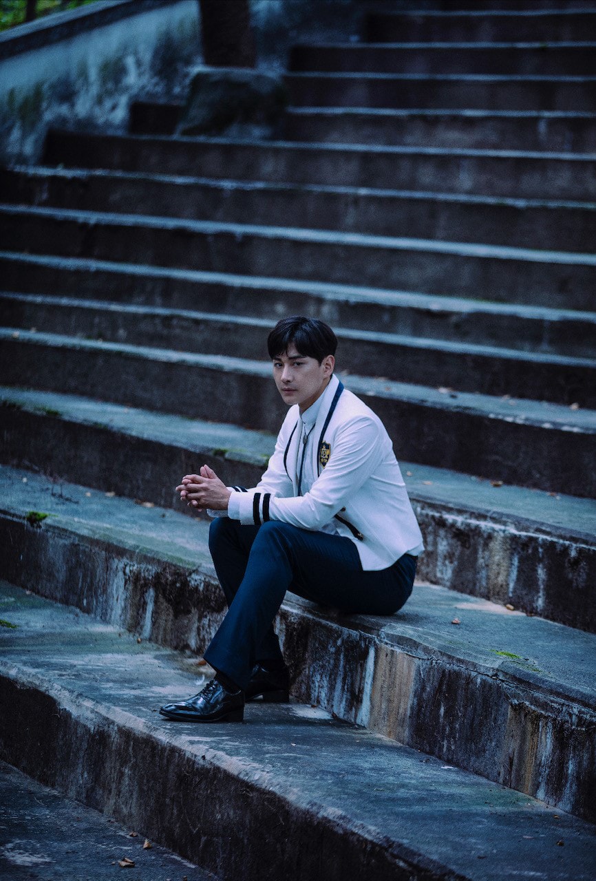 2018年・2019年公演でダーウィン役を務めたチェ・ウヒョクのコンセプト写真。（写真提供：SPAC［ソウル芸術団］）