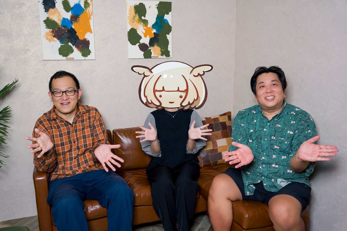 左から上田誠、愛須メノウ、諏訪雅。