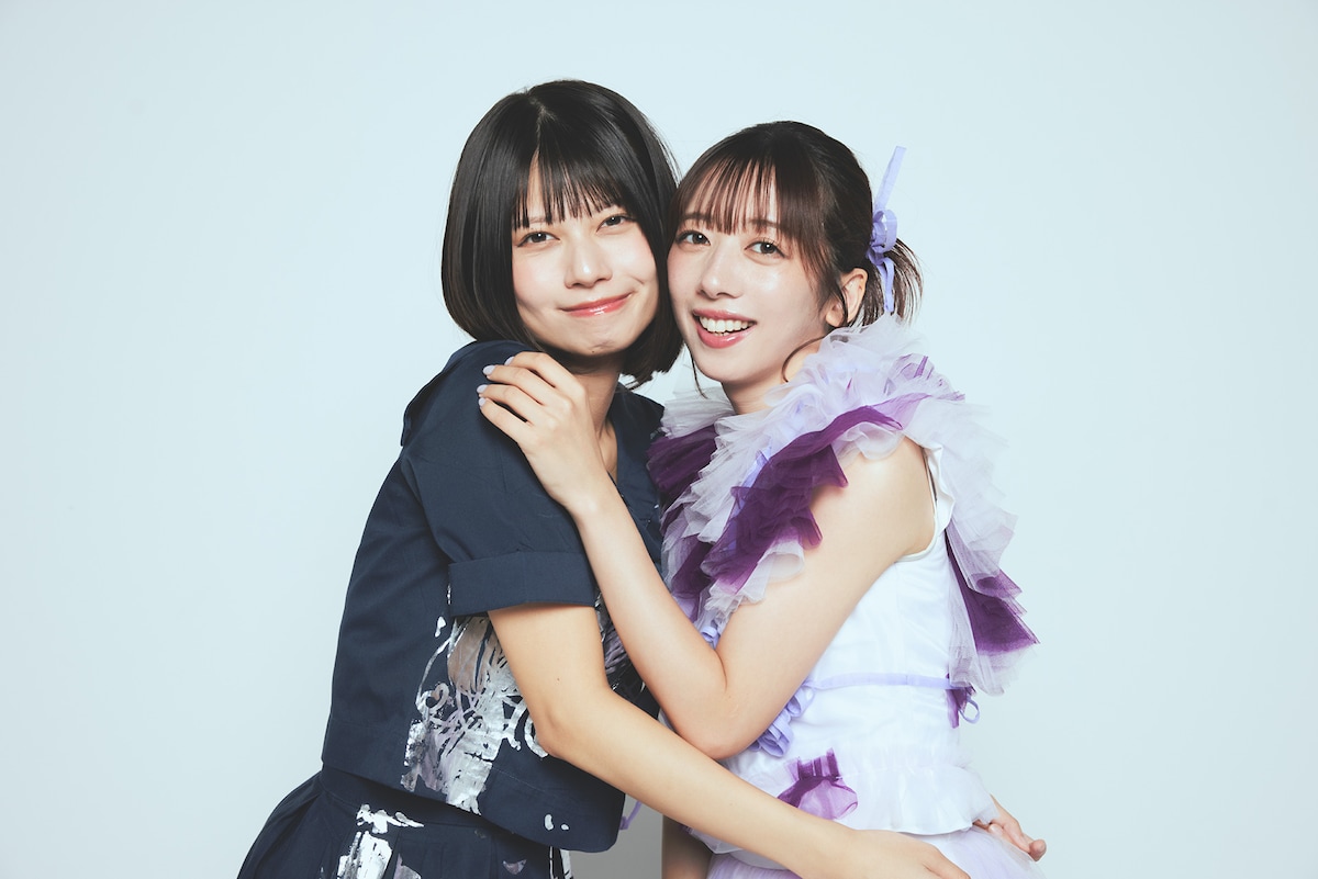 鹿目凛（左）と真山りか（右）。