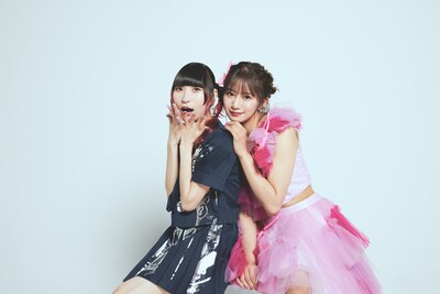 藤咲彩音（左）と星名美怜（右）。