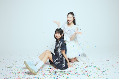 鹿目凛（左）と風見和香（右）。