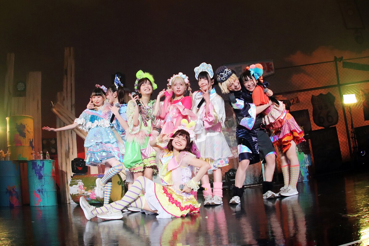 「でんぱ組.inc Zeppツアー2022 『お前らDEMPARKまで行くんだろ？乗りな！』」東京・Zepp DiverCity（TOKYO）公演の様子。