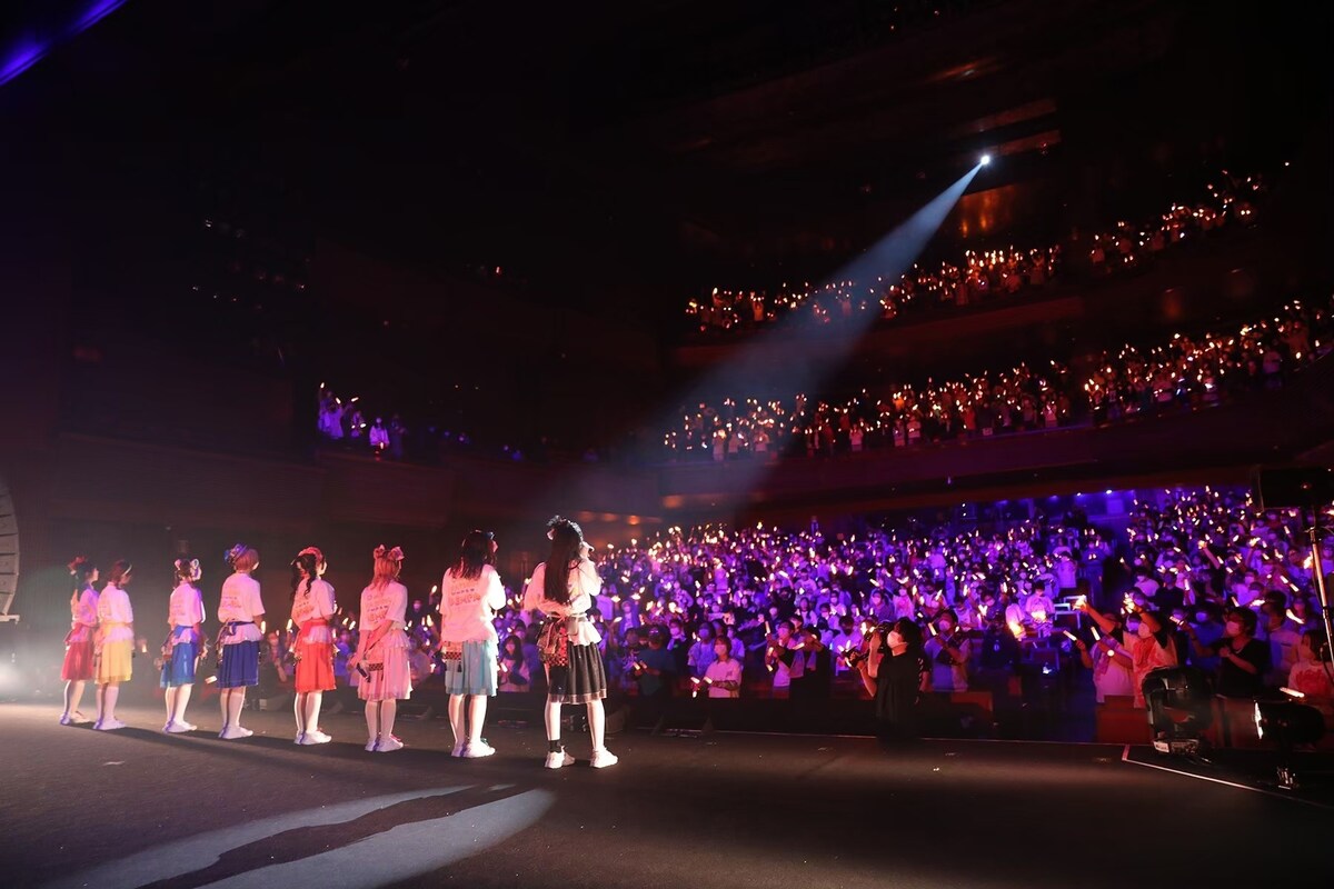 「ONE NATION UNDER THE DEMPA TOUR」東京・J:COMホール八王子公演の様子（撮影：チェリーマン）。