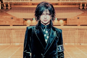 DEZERT特集｜フロントマン千秋が抱く焦燥と危機感、47都道府県ツアー中に見えた課題と新たな目的地