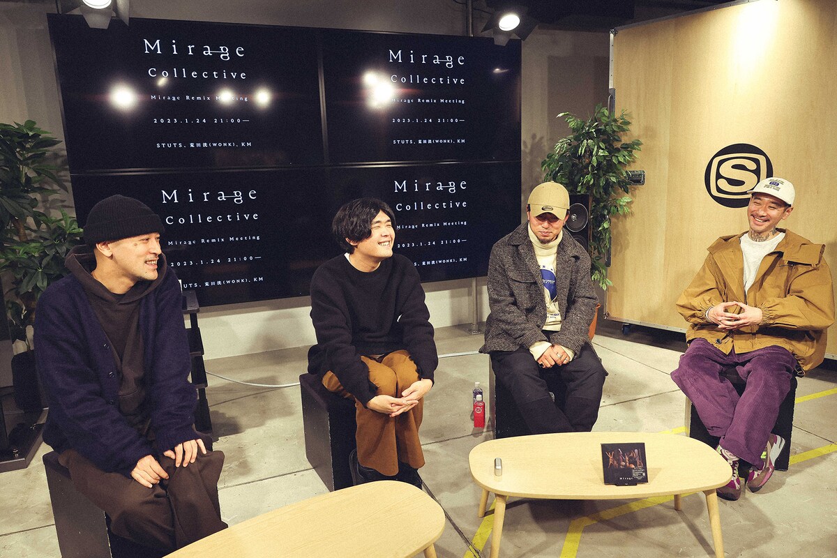 左からshakke、STUTS、荒田洸(WONK)、KM。