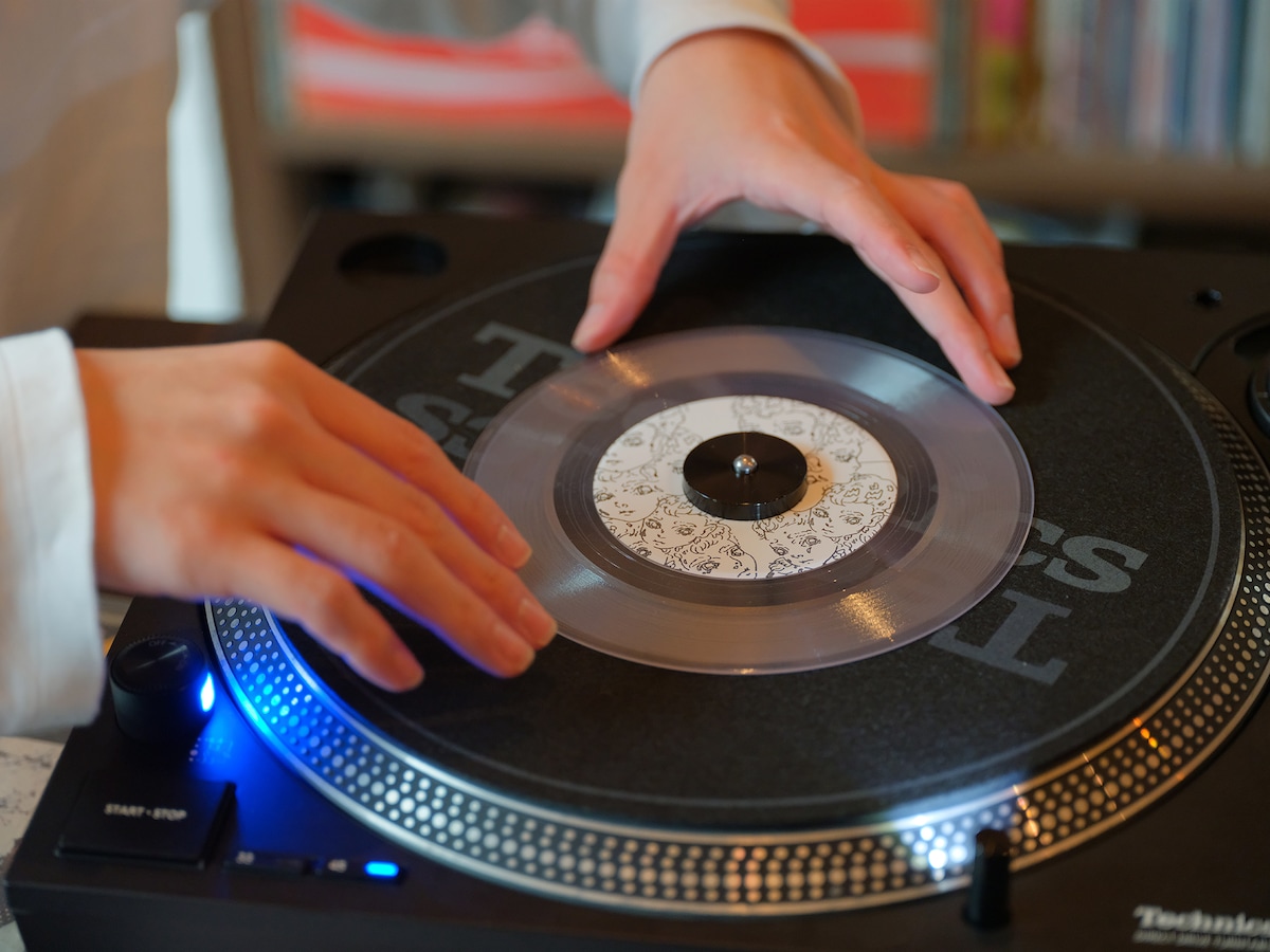 yonawo「ijo」のクリアヴァイナル。