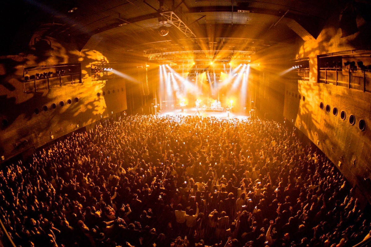 Diosのライブの様子。（Photo by Yukitaka Amemiya）