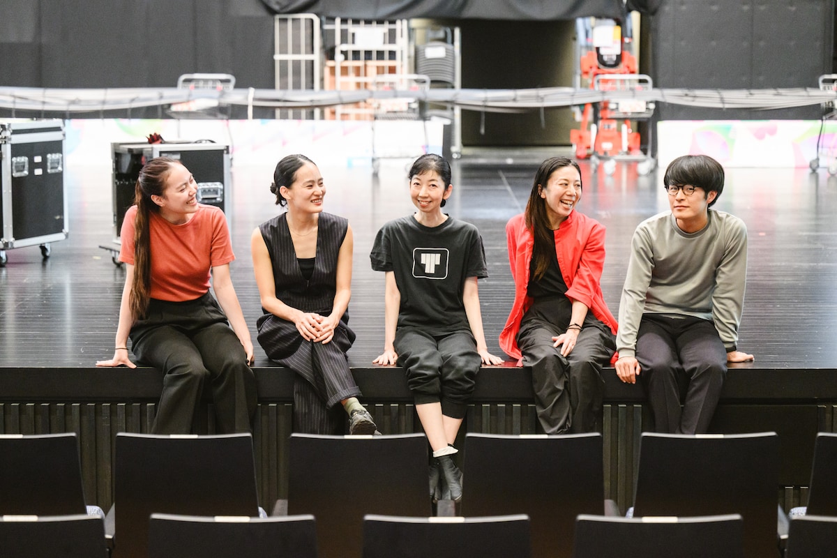 左から中川愛生、堀田千晶、平井優子、吉田亜希、土屋望。