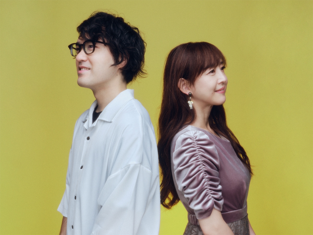 左からDJ和、相田翔子。