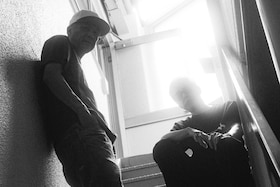 DJ KRUSH×ILL-BOSSTINO、出会いから数十年を経てそれぞれの今をぶつけ合ったジョイントアルバム「XO」