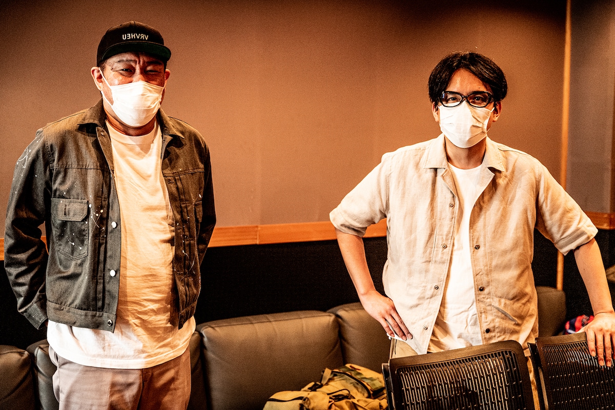 左からTaro Hojo（B）、Yutaka Furukawa（Vo, G）。