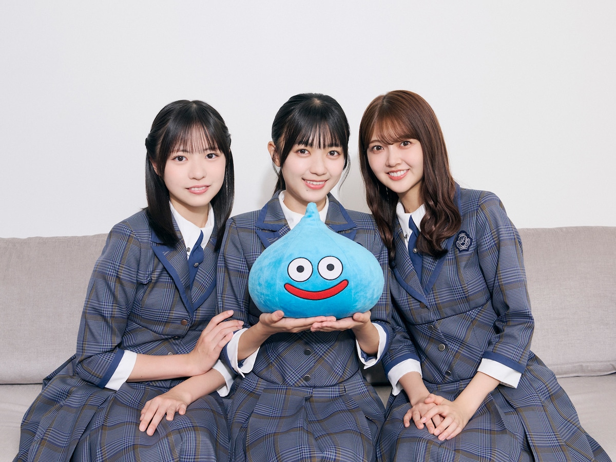 左から正源司陽子、平尾帆夏、山下葉留花。