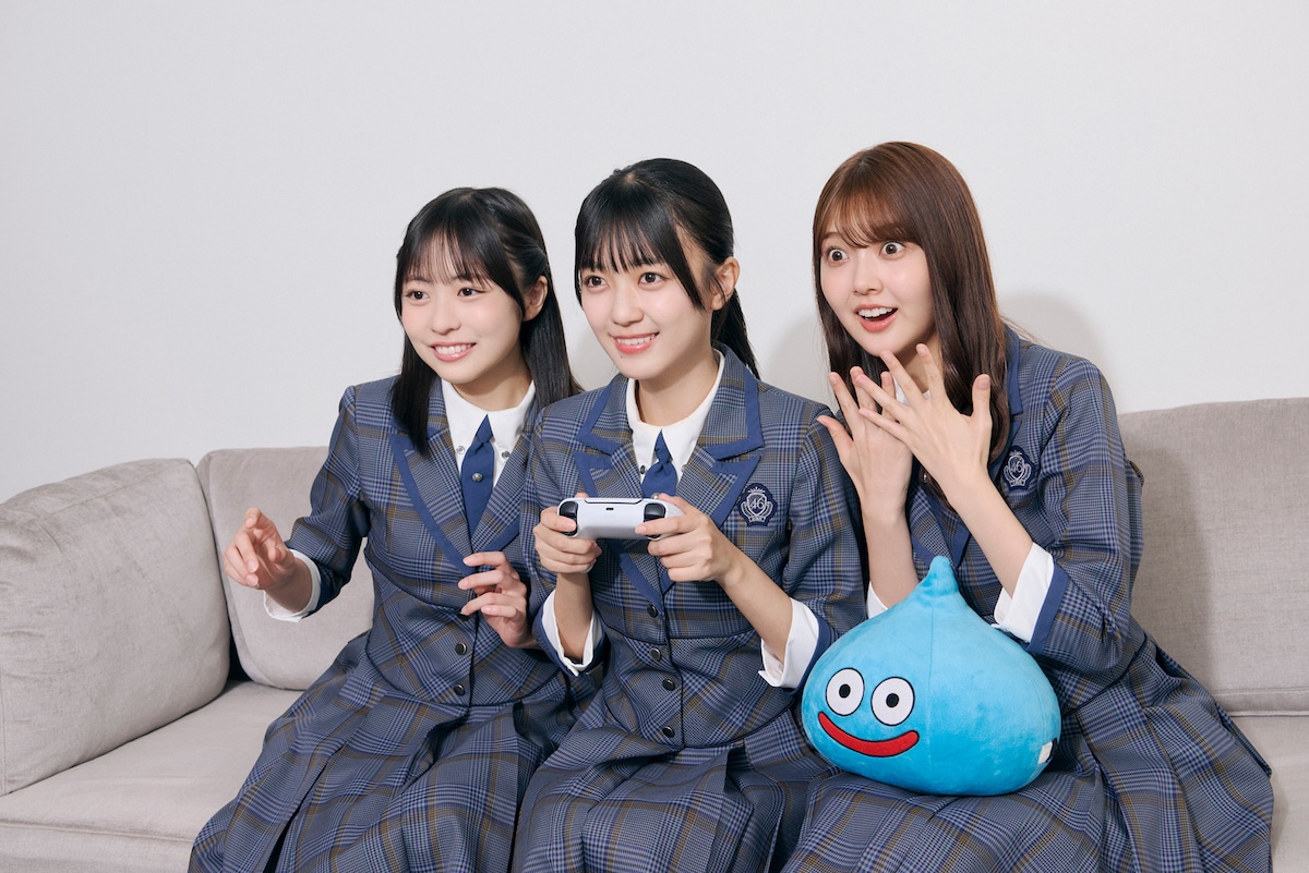 左から正源司陽子、平尾帆夏、山下葉留花。