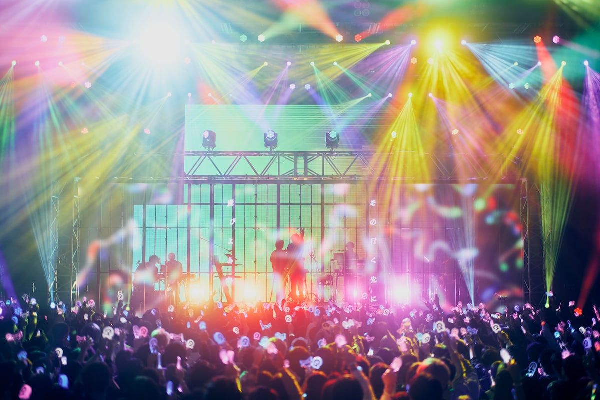 「DUSTCELL LIVE 2025 -月の裏-」の様子。（撮影：日吉“JP”純平）