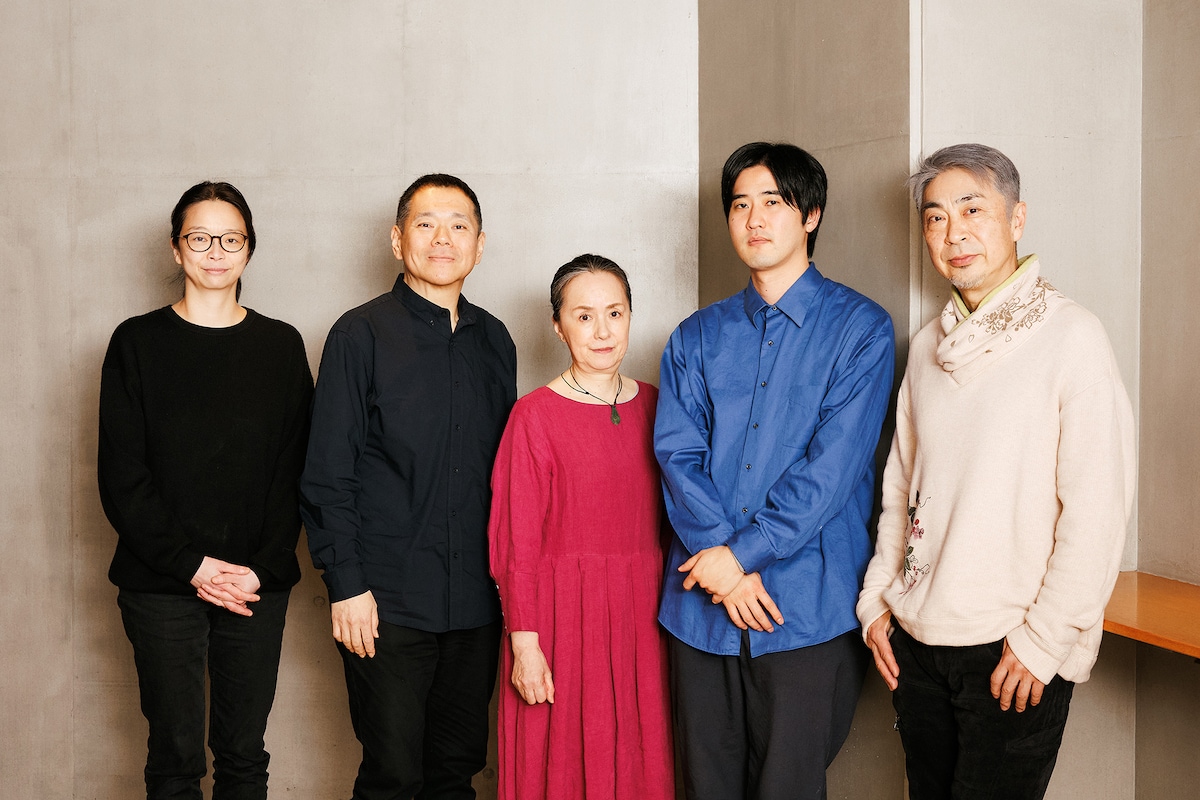 左から小川絵梨子、田中英樹、佐藤直子、中山求一郎、近江谷太朗。