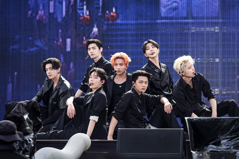 ENHYPEN (P)&(C) BELIFT LAB Inc.