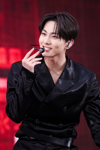 JUNGWON (P)&(C) BELIFT LAB Inc.