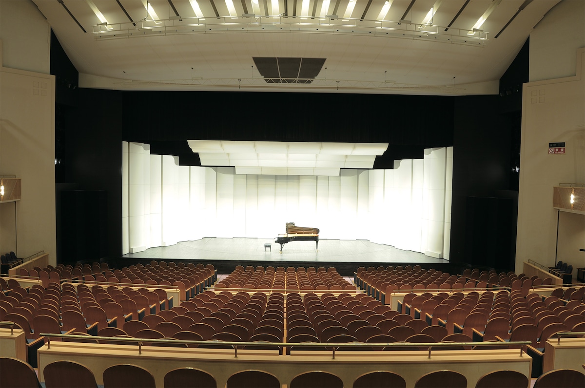 三重県文化会館