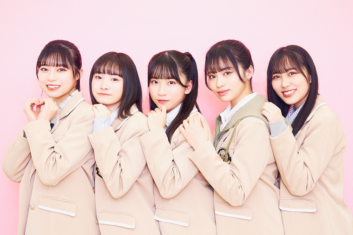 左から村山結香、山野愛月、天野香乃愛、江角怜音、逢田珠里依。