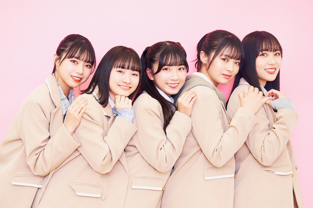 左から村山結香、山野愛月、天野香乃愛、江角怜音、逢田珠里依。