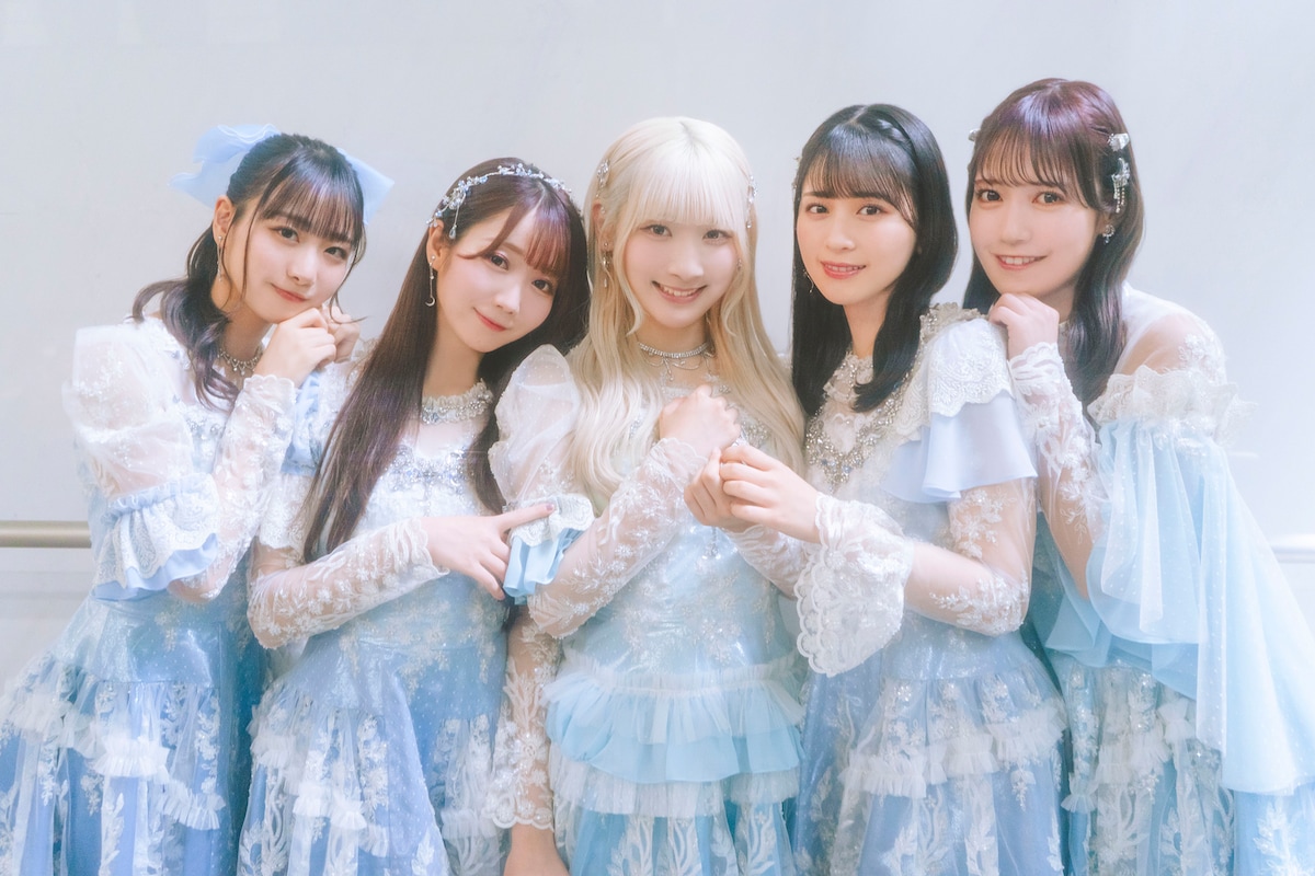 左から瀧脇笙古、大谷映美里、齋藤樹愛羅、佐々木舞香、諸橋沙夏。