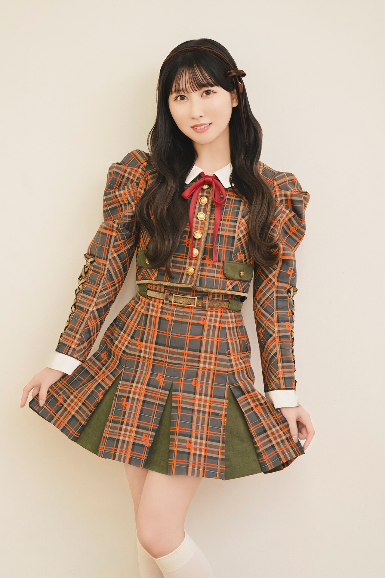 LOVE「ラブソングに襲われる」インタビュー｜キュートな歌にコミカルな