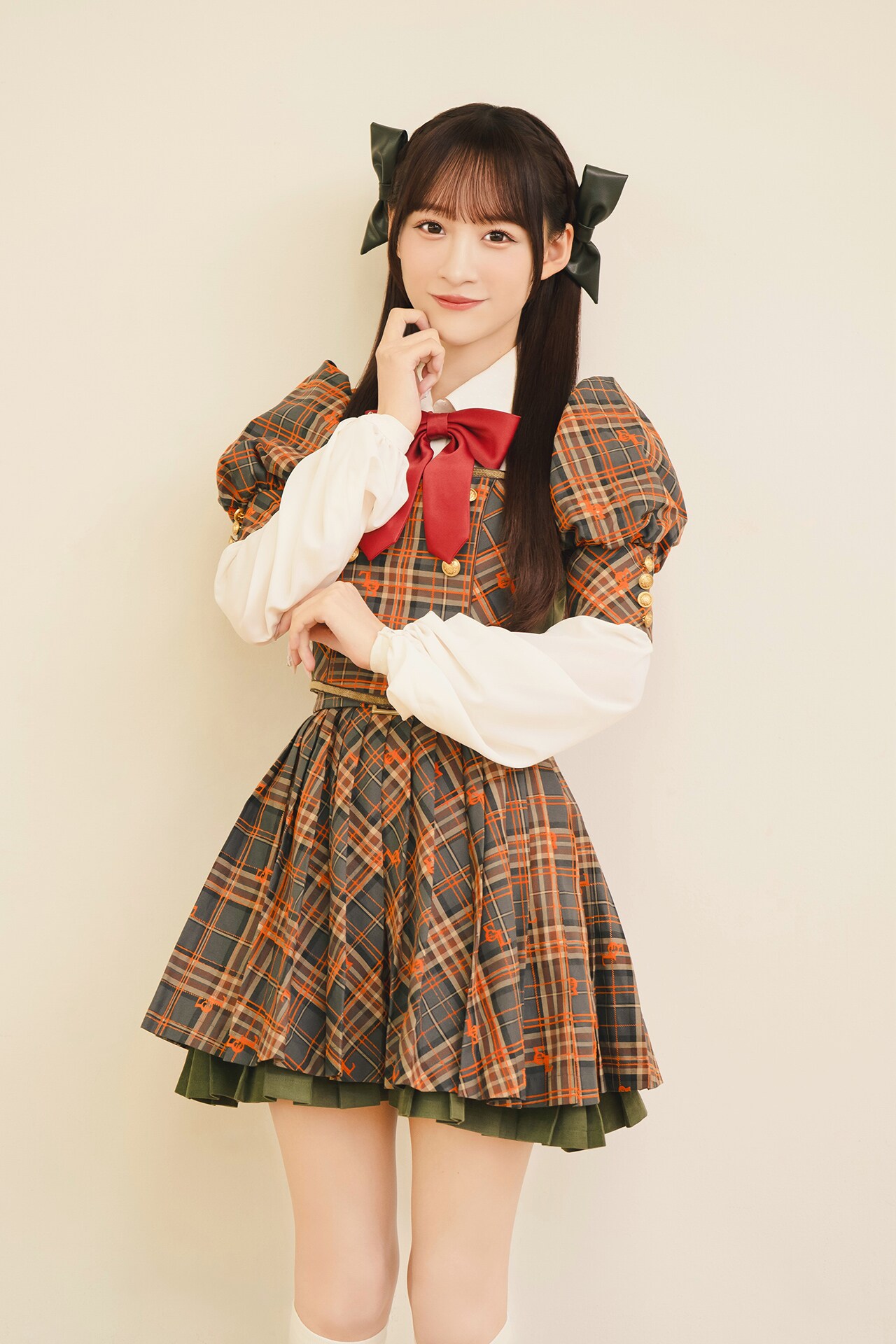 音嶋莉沙 ラブソングに襲われる アザカ 直筆 19枚目シングル表題曲 『ラブソングに襲われる』 ​ MV公開されました