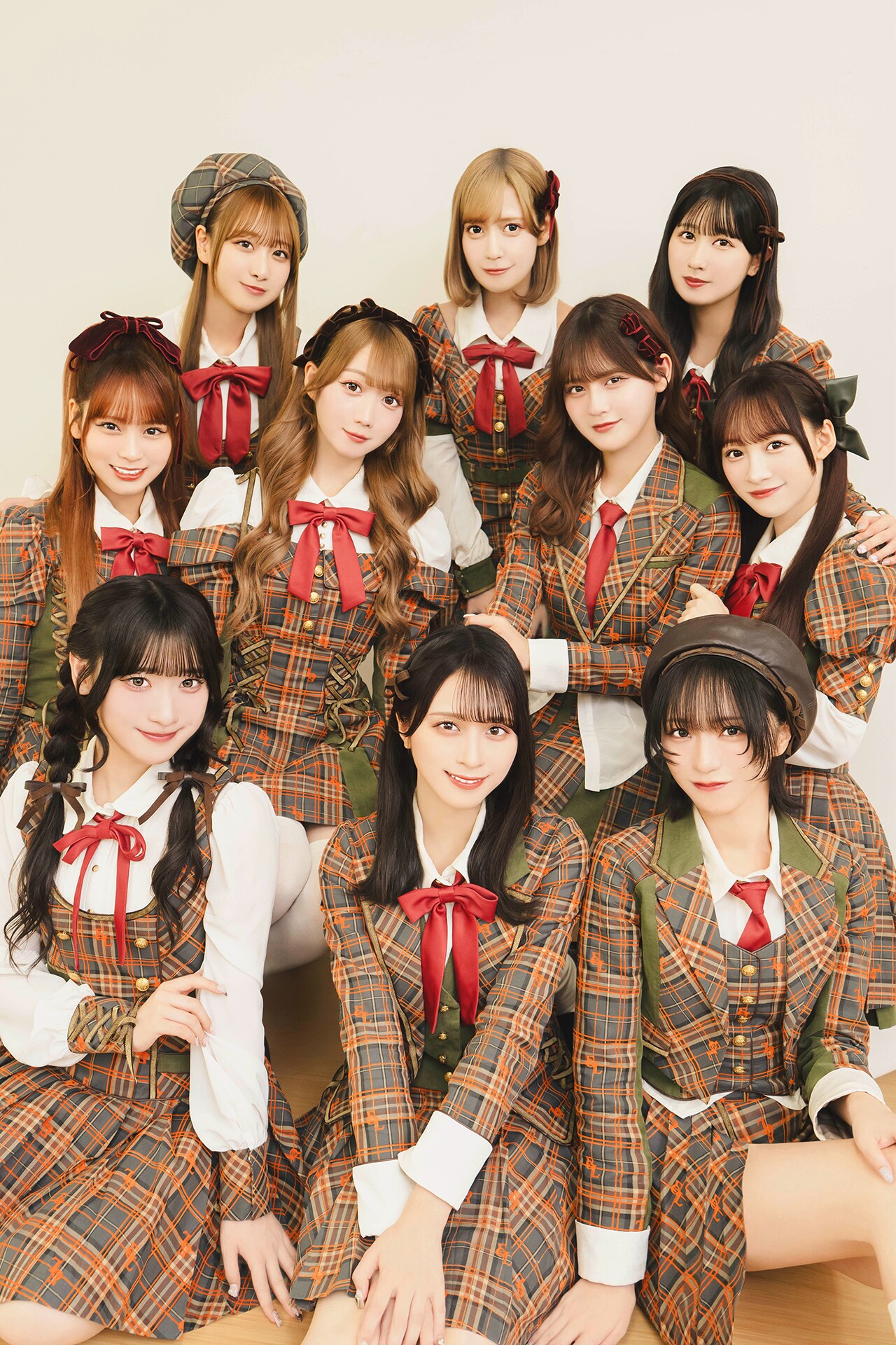 LOVE「ラブソングに襲われる」インタビュー｜キュートな歌にコミカルな