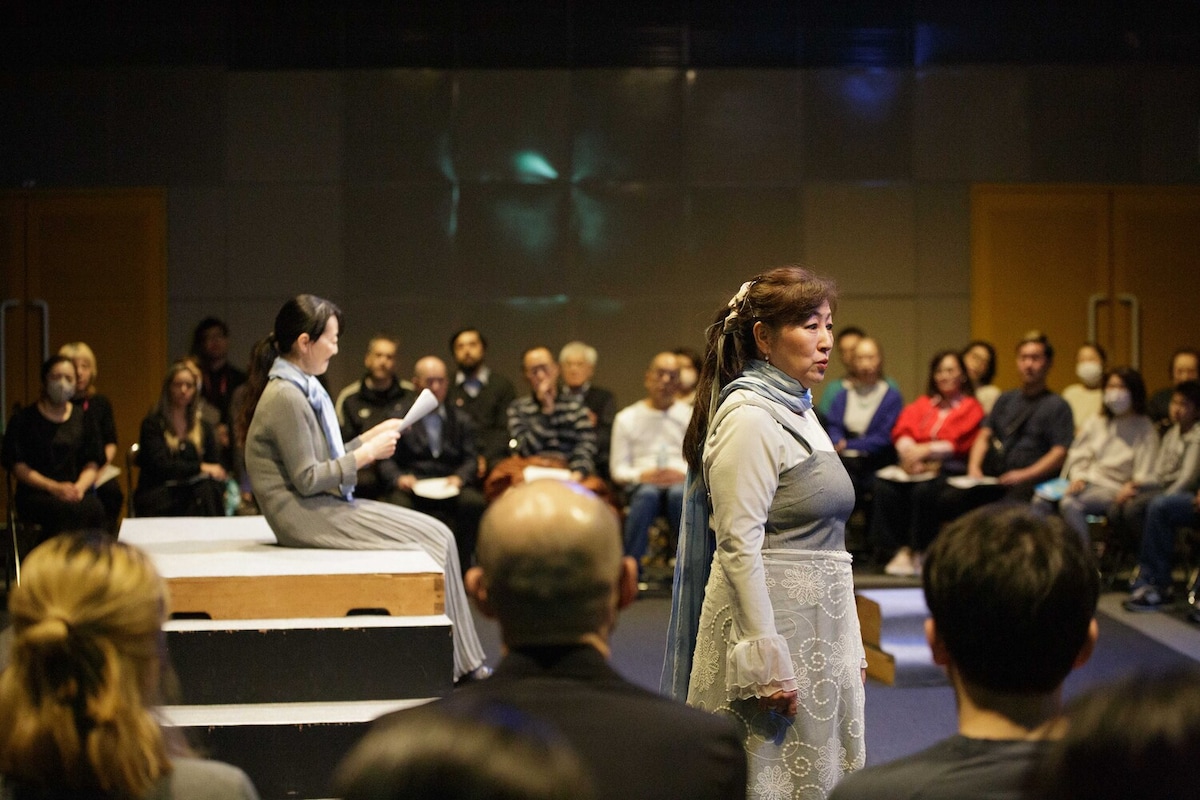 「うなぎの回遊 Eel Migration」ワーク・イン・プログレス公演より。（Photo by Suzuki Ryuichiro）