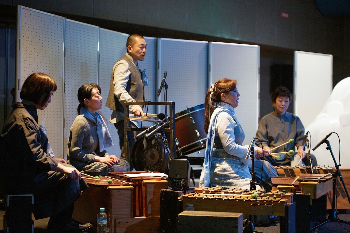 「うなぎの回遊 Eel Migration」ワーク・イン・プログレス公演より。（Photo by Suzuki Ryuichiro）