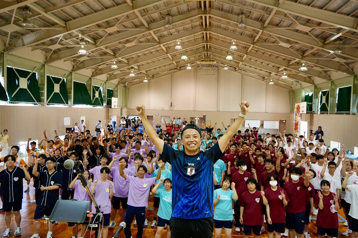 7月に石川県立能登高等学校で行われたイベントでの記念写真。