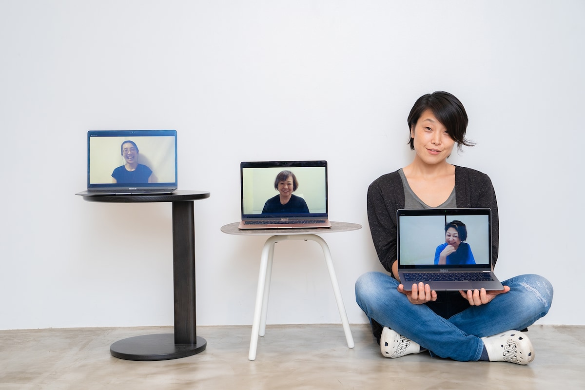 左から加藤真紀子(画面内)、水野里香(画面内)、高田美香(画面内)、樋口ミユ。