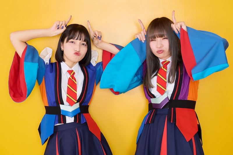 左からキャ・ノン、テラシマユウカ。