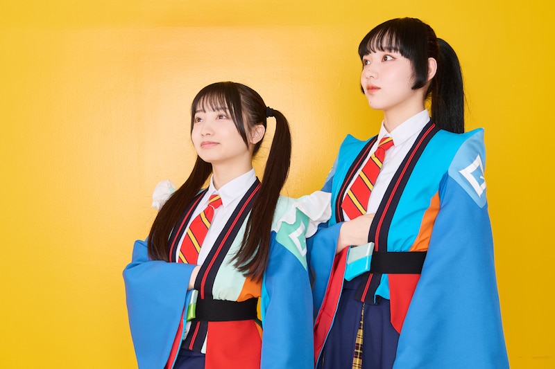 左からナルハワールド、月ノウサギ。