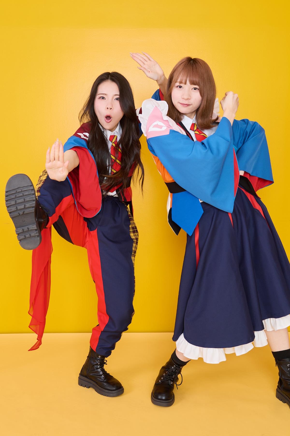 左からココ・パーティン・ココ、キラ・メイ。