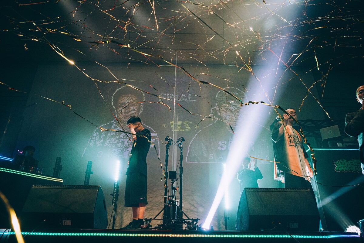 初代チャンピオン決定の瞬間。