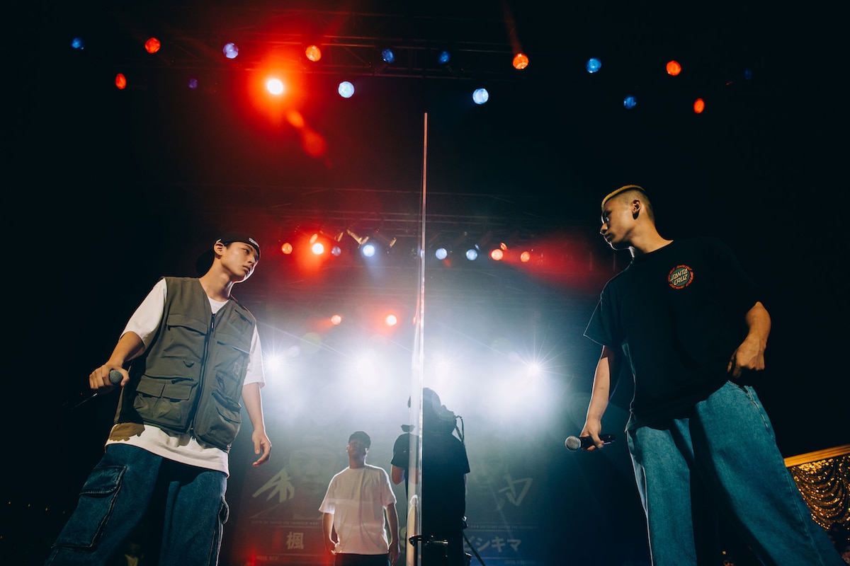 左から楓、ビシキマ。