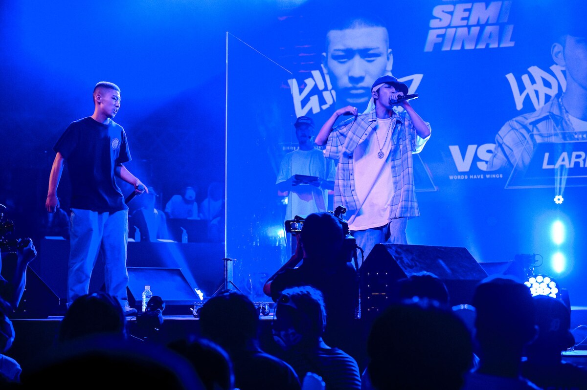 左からビシキマ、LARK FIEND。