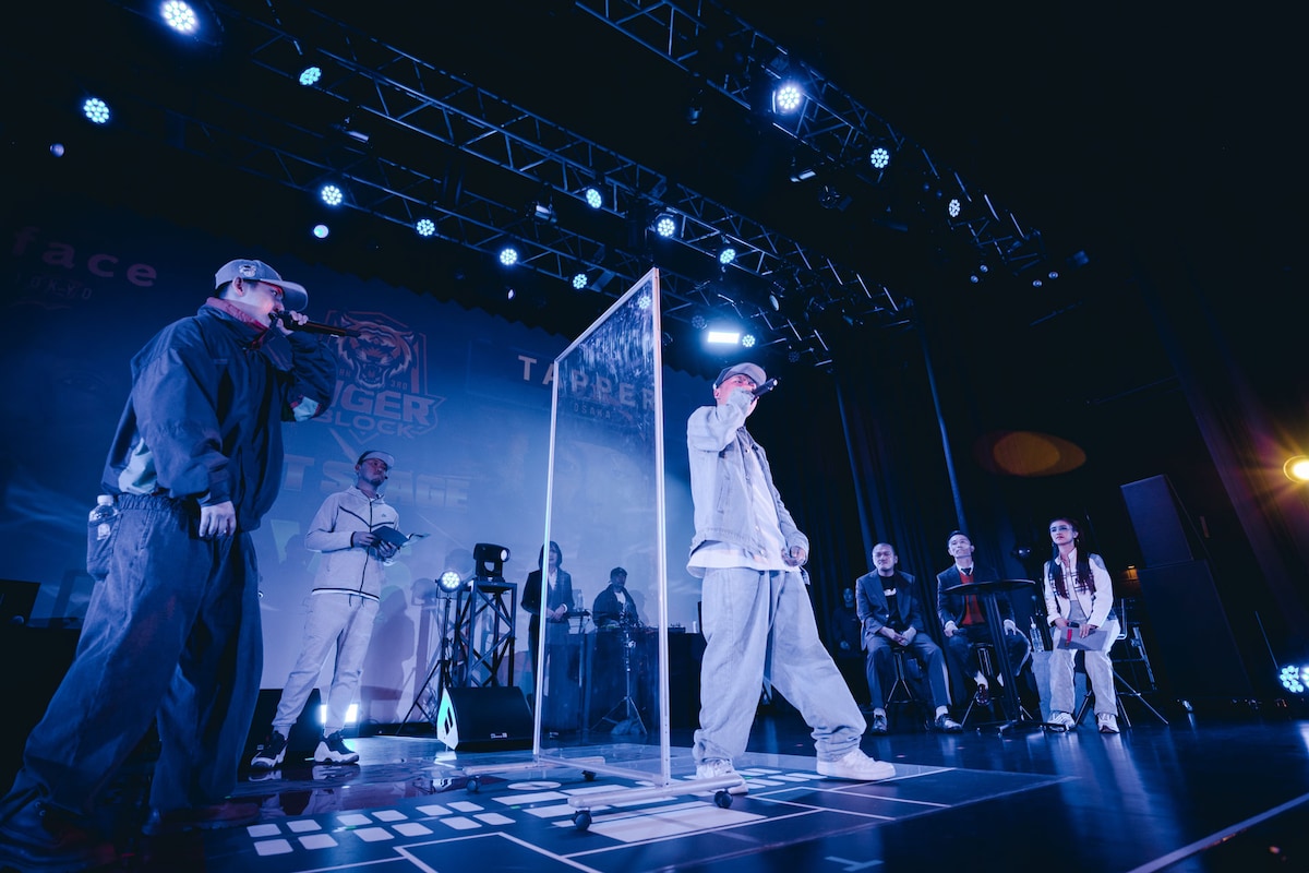 左から2face、TAPPER。