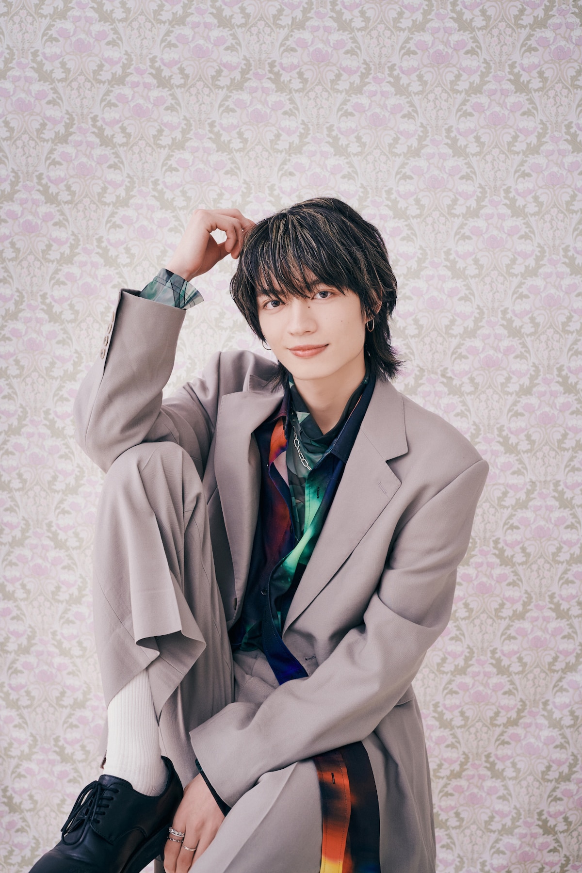 杢代和人 / 「ギミギミラブ」の色は薄いピンク。