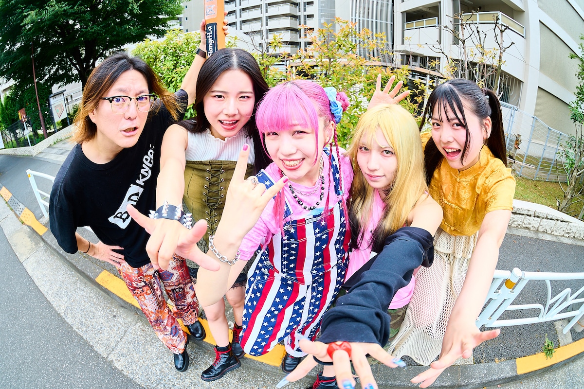 松隈ケンタとGirls be bad。