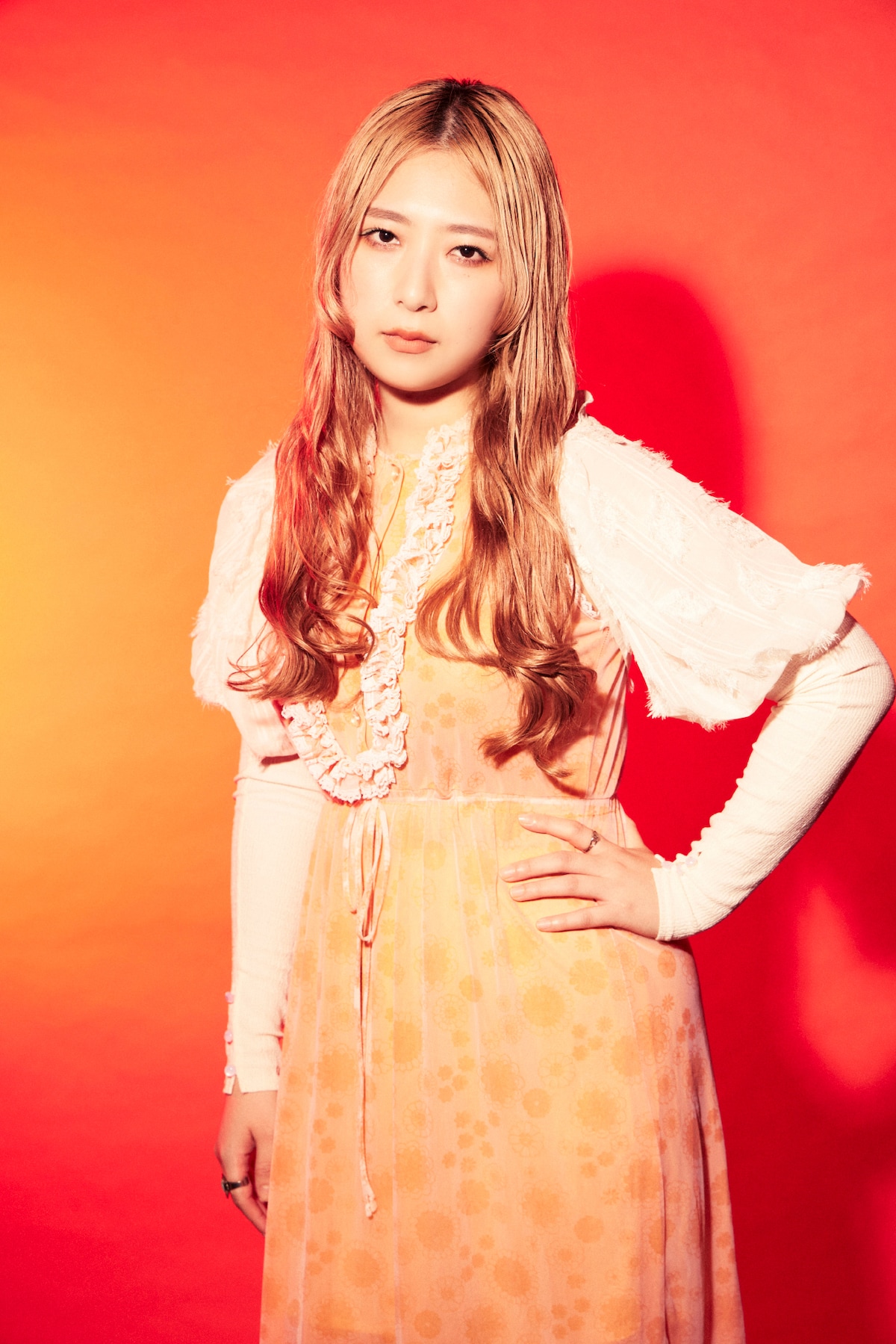 松尾レミ（Vo, G）